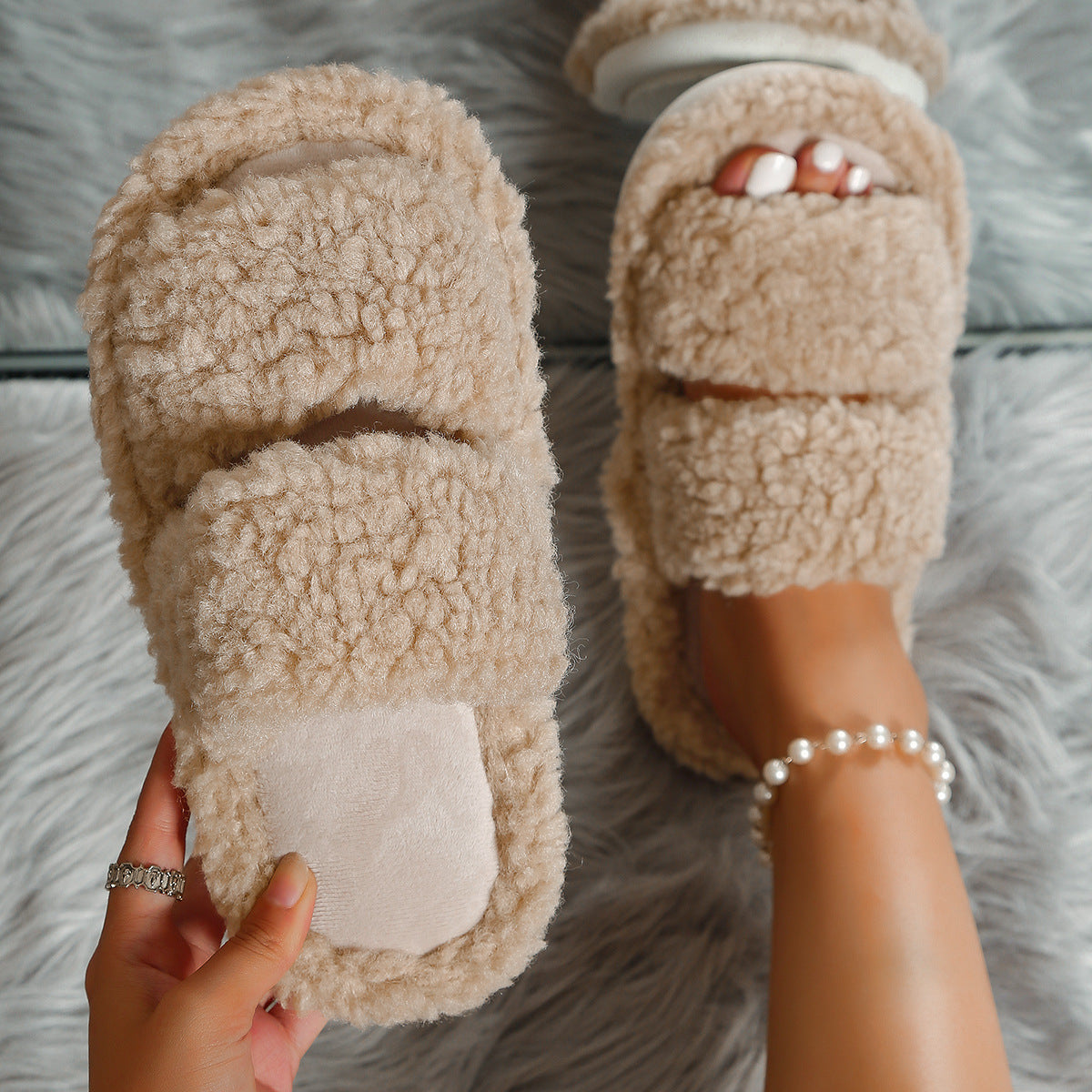 Winter Warm Foreign Trade Cotton Slippers Home Soft Bottom Thickened Simple Plush Home Non-Slip Furry Slippers for Women Wholesale