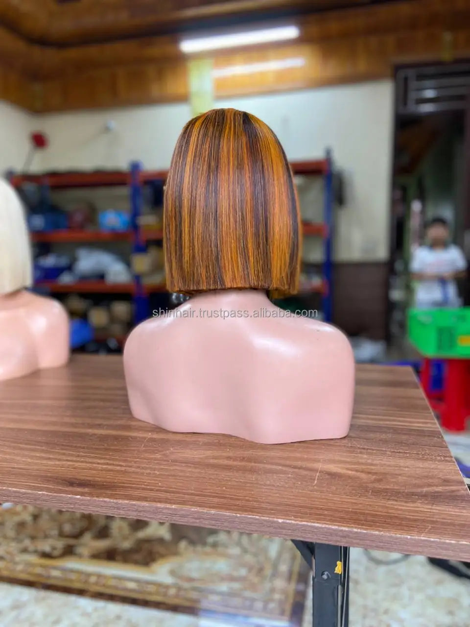 Wig Female Medium Dyed Brown Short Hair Wigs, Highlight Bob Wig With Bangs for Women, Natural Hair Wigs Bob